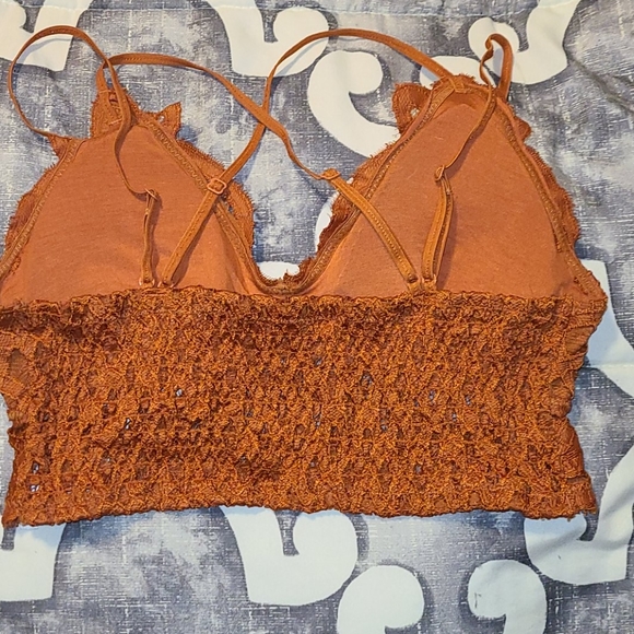 ANEMONE Bralette - Picture 2 of 3